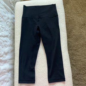 Black Lululemon Align Capri Leggings